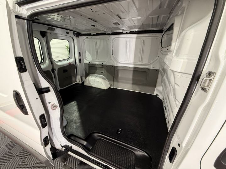 Utilitaire léger Renault Trafic Autre FOURGON 2.0 DCI 115 L1H1 CONFORT Blanc - 12