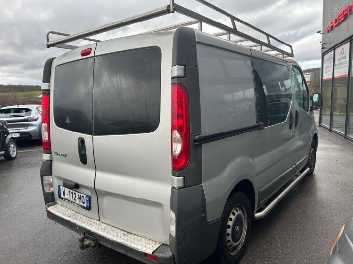 Utilitaire léger Renault Trafic Autre FOURGON FGN 2.0 DCI 90 L1H1 1000 KG GENERIQUE Gris - 2