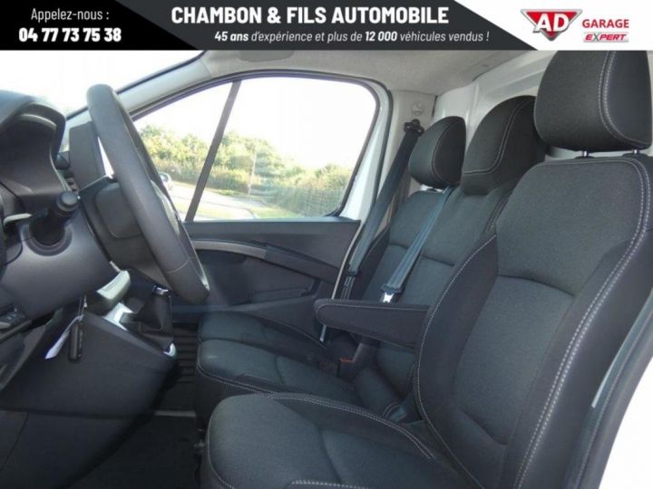 Utilitaire léger Renault Trafic Autre FOURGON FGN L1H1 3000 KG BLUE DCI 150 EDC GRAND CONFORT Blanc - 9