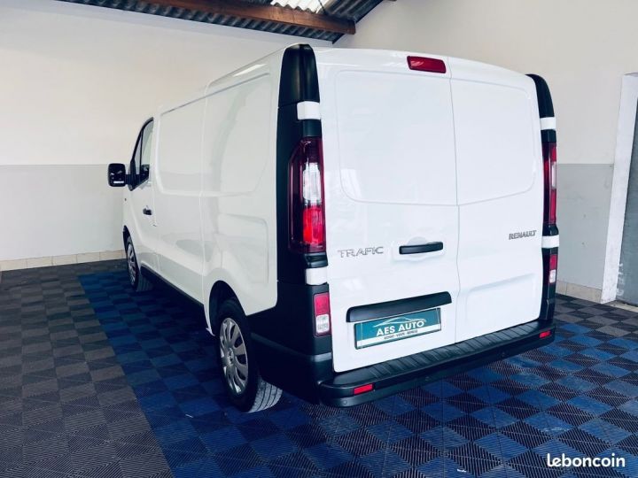 Utilitaire léger Renault Trafic Autre fourgon l1h1 2.0 dci 125 energy e6 Blanc - 2