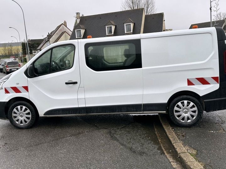 Utilitaire léger Renault Trafic Autre III 2.0 DCI 170CV BVA L2H1 6 PLACES ENTRETIEN A JOUR 17492HT GARANTIE 12 MOIS TBEG Blanc Métallisé - 2