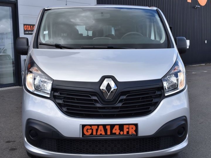 Utilitaire léger Renault Trafic Autre III COMBI L1 1.6 DCI 125CH ENERGY LIFE 9 PLACES Gris C - 17