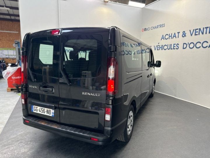 Utilitaire léger Renault Trafic Autre III COMBI L2 2.0 BLUE DCI 150CH S&S ZEN 9 PLACES Noir - 4