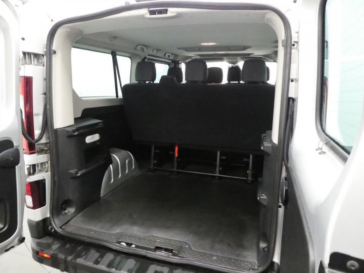 Utilitaire léger Renault Trafic Autre III COMBI L2 2.0 DCI 145CH ENERGY S&S INTENS 9 PLACES GRIS C - 5