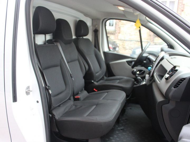 Utilitaire léger Renault Trafic Autre III Fourgon L2H1 1.6 dCi 125CV E6 GRAND CONFORT BUSINESS Blanc Verni - 8