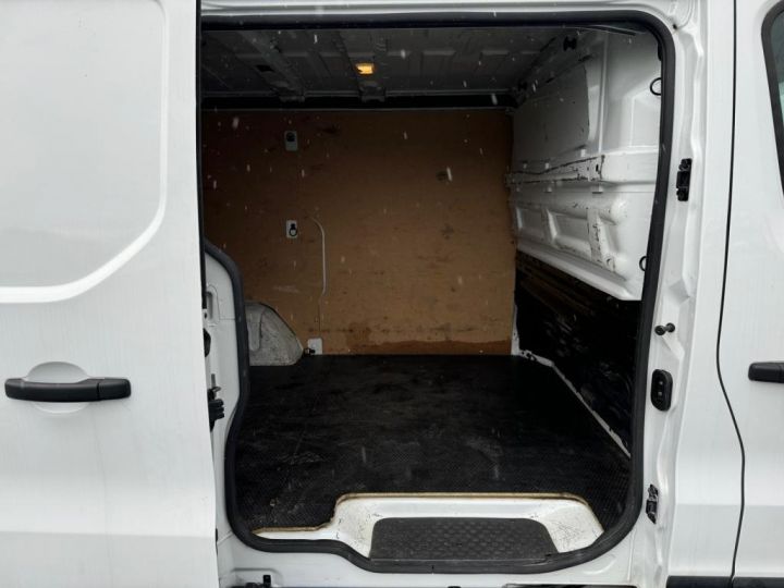 Utilitaire léger Renault Trafic Autre L1H1 1200 Kg 2.0 dCi - 120  Grand Confort BLANC - 14