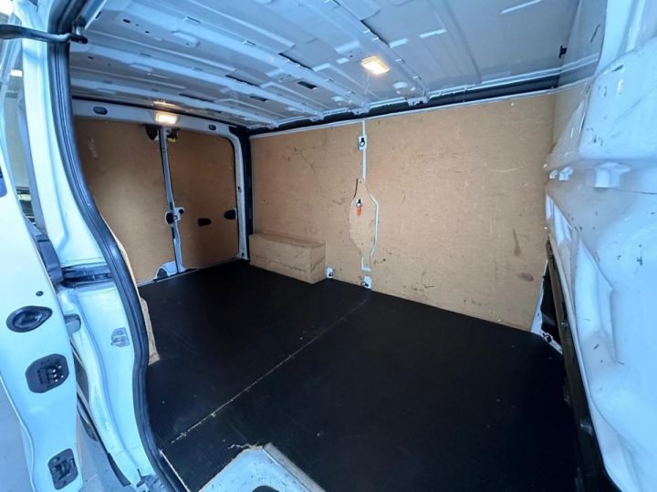 Utilitaire léger Renault Trafic Autre L2H1 1300 Kg 2.0 dCi - 120  Fourgon Confort L2H1 Prix HT BLANC - 13