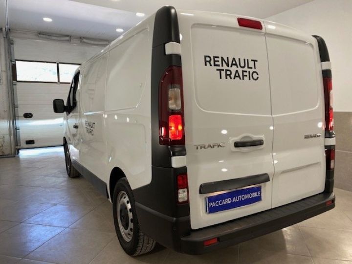 Utilitaire léger Renault Trafic Autre NEUF 2.0 DCI 130cv TVA RECUP 23000 H.T BLANC - 2