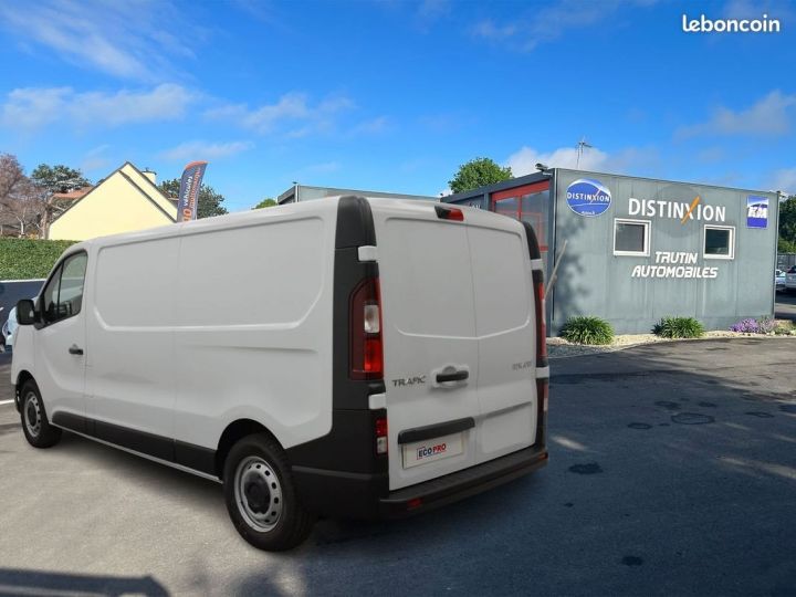 Utilitaire léger Renault Trafic Autre Van L2H1 Advance 3T Blue DCi 150 EDC Leasing Blanc - 3