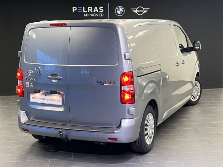 Utilitaire léger Toyota ProAce Autre Medium 2.0 D-4D 120 Business BVA MY20 Gris Aluminium Métallisé - 2