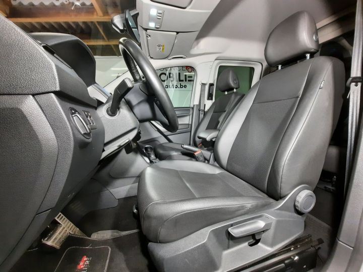 Utilitaire léger Volkswagen Caddy Autre Maxi 1.4 TSI Maxi Highline 125Ch Boite DSG *double cabine 5plcs*/ Garantie 12 Mois Gris - 9