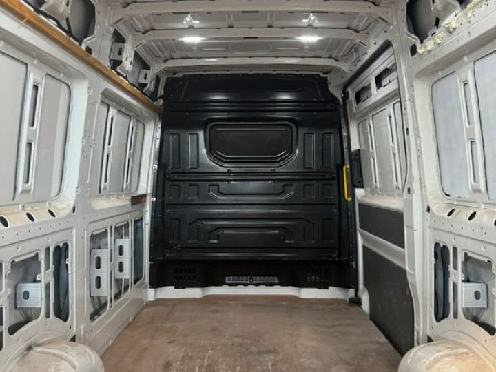 Utilitaire léger Volkswagen Crafter Autre Affaire sur L3H3 140CV BV6 Blanc - 5