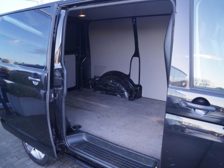 Utilitaire léger Volkswagen Transporter Autre 2.0tdi L2H1 Airco ALU PDC Noir - 4