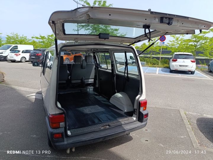 Utilitaire léger Volkswagen Transporter Autre Combi court µT4 Phase 2 (F7D) 2.5 TDi 88cv Gris - 35