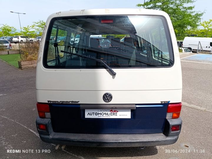 Utilitaire léger Volkswagen Transporter Autre Combi court µT4 Phase 2 (F7D) 2.5 TDi 88cv Gris - 6