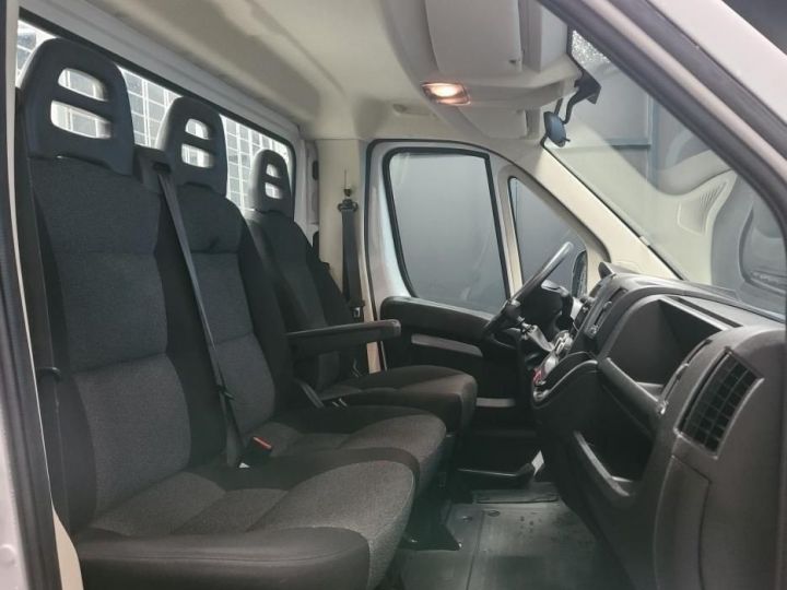 Utilitaire léger Fiat Ducato Benne arrière VU BENNE ALU 2.3 140ch JPM NAV PACK PRO 27000 TTC Blanc - 10