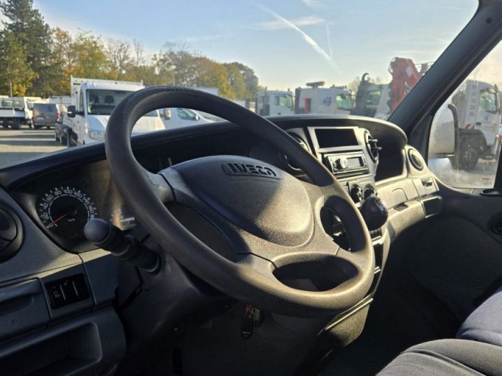 Utilitaire léger Iveco Daily Benne arrière  35C15 TRI-BENNE COFFRE 3T5 MOTEUR 3.0L 150CV BLANC - 8