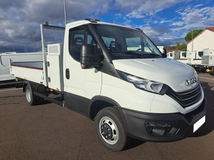 Utilitaire léger Iveco Daily Benne arrière 35C16 BENNE 42900E HT Blanc - 1