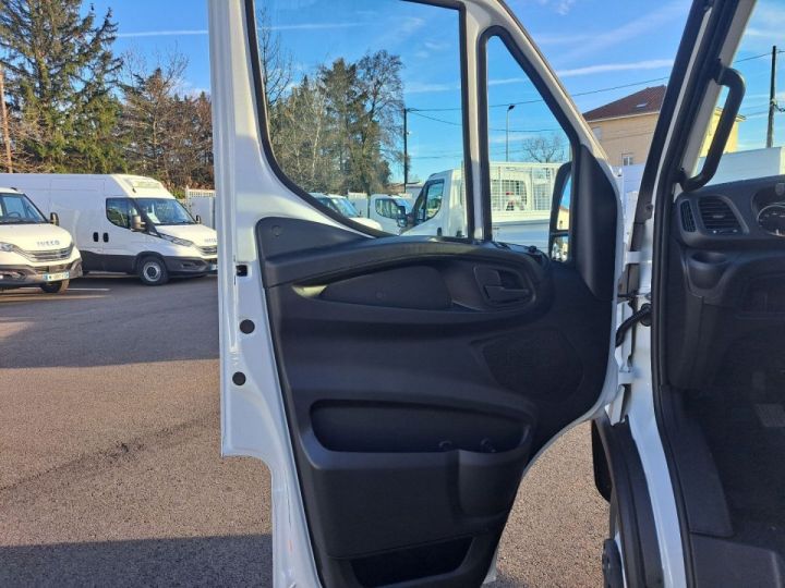 Utilitaire léger Iveco Daily Benne arrière 35C16 BENNE ET COFFRE Blanc - 25