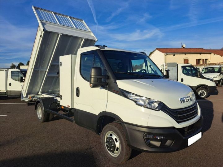 Utilitaire léger Iveco Daily Benne arrière 35C16 BENNE ET COFFRE Blanc - 1