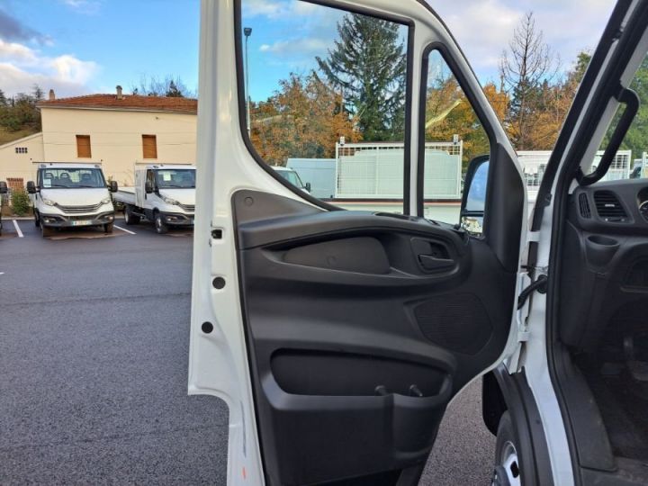 Utilitaire léger Iveco Daily Benne arrière 35C16 POLYBENNE 58000E HT Blanc - 25