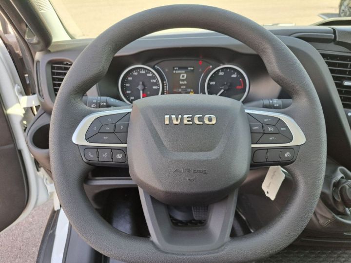 Utilitaire léger Iveco Daily Benne arrière 35C18 BENNE 45900E HT Blanc - 23