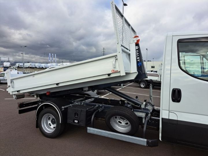 Utilitaire léger Iveco Daily Benne arrière 35C18 POLYBENNE 58500E HT Blanc - 30