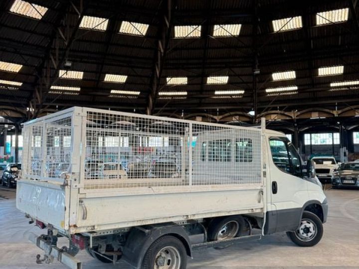 Utilitaire léger Iveco Daily Benne arrière Chassis-Cabine Offre promo benne 35C14  - 2