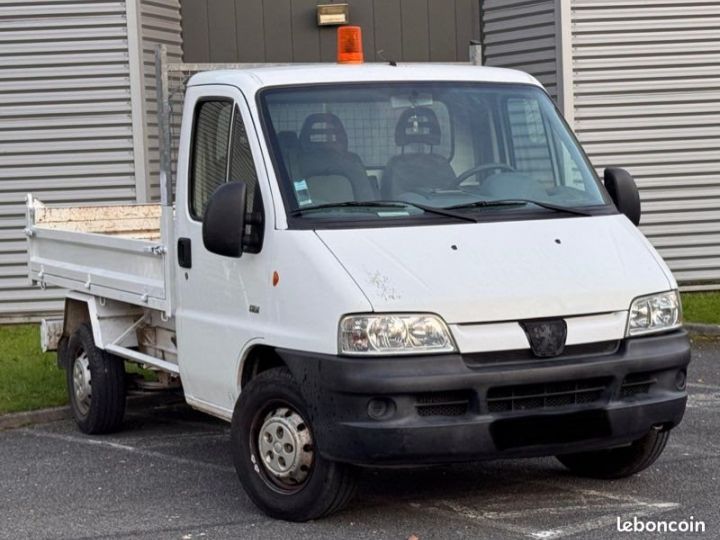 Utilitaire léger Peugeot Boxer Benne arrière II 18Q 2.2HDi Benne Basculante année 12-2004 143.000KM Certifié a 5390euro Blanc - 2