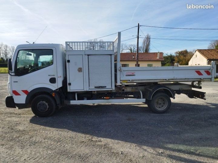 Utilitaire léger Renault Maxity Benne arrière 20990 ht Renault 140.35 tribenne coffre  - 2