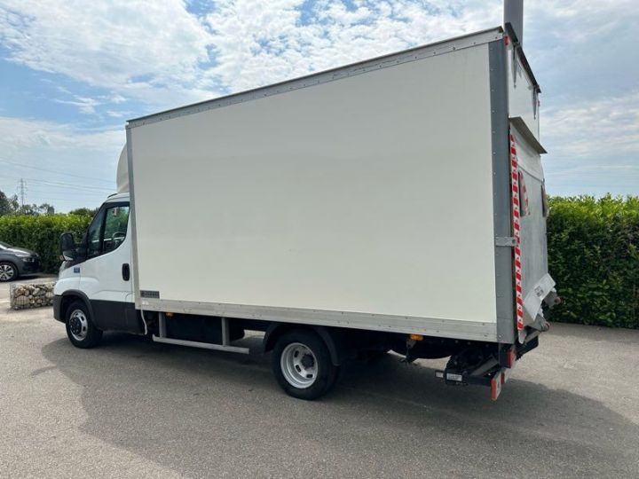 Utilitaire léger Iveco Daily Chassis cabine Chassis-Cabine 24990 ht 35c16 20m3 hayon 2020  - 3