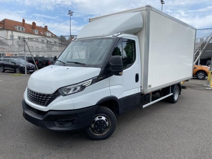 Utilitaire léger Iveco Daily Chassis cabine V 35C18 RJ CHASSIS CABINE + CAISSE BVA8 Blanc - 1