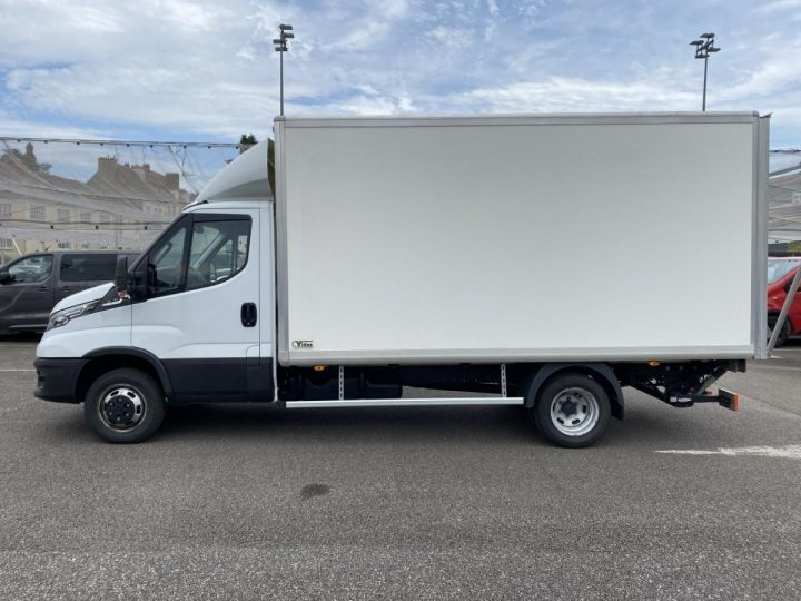 Utilitaire léger Iveco Daily Chassis cabine V 35C18 RJ CHASSIS CABINE + CAISSE BVA8 Blanc - 2