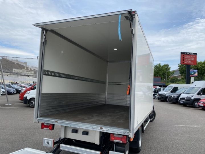 Utilitaire léger Iveco Daily Chassis cabine V 35C18 RJ CHASSIS CABINE + CAISSE BVA8 Blanc - 9