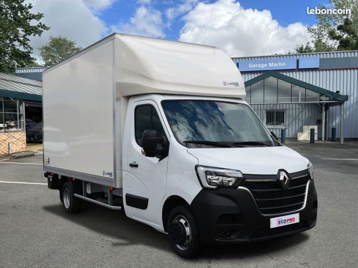 Utilitaire léger Renault Master Chassis cabine 20m3 Confort Chassis Cabine L4 Hayon 3,5T Blue DCI 165 Euro VI Propulsion Roues Jumelées Leasing Blanc - 4