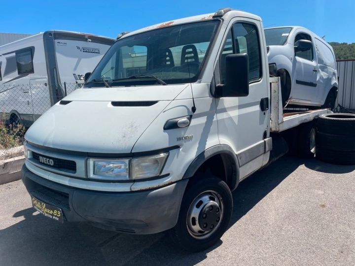 Utilitaire léger Iveco Daily Dépanneuse Dépanneuse td 116 cv échanges reprise Blanc - 1