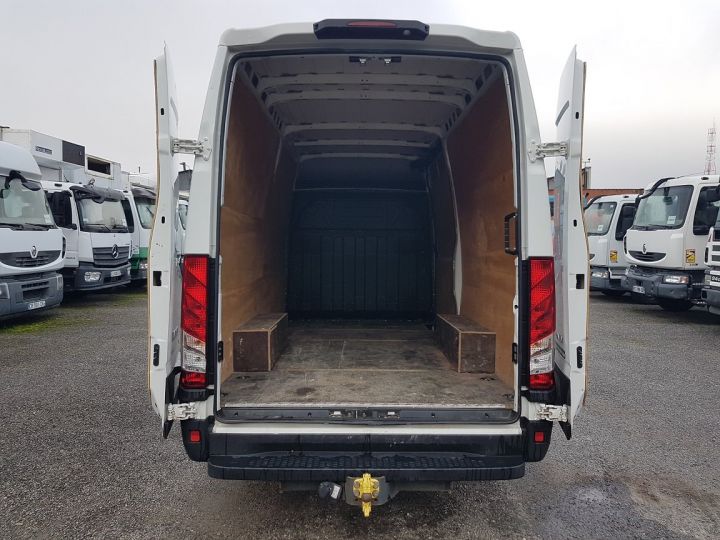 Utilitaire léger Iveco Daily Fourgon tolé 35-160 V12 euro 6 - 2.3hpi - 58000 kms BLANC - 8