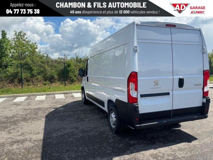 Utilitaire léger Peugeot Boxer Fourgon tolé FOURGON TOLE 3.3 T L2H2 BLUEHDI 140 S BVM6 Blanc - 4