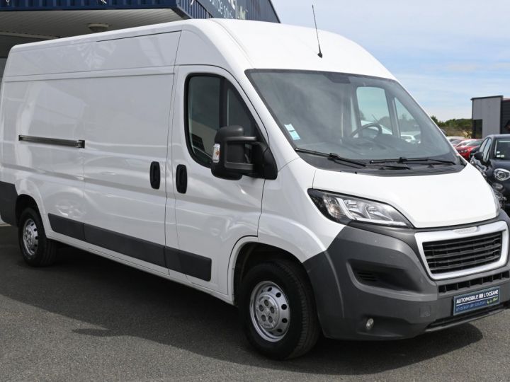 Utilitaire léger Peugeot Boxer Fourgon tolé FOURGON TOLE 330 L2H2 BLUEHDI 110 PREMIUM Blanc - 3