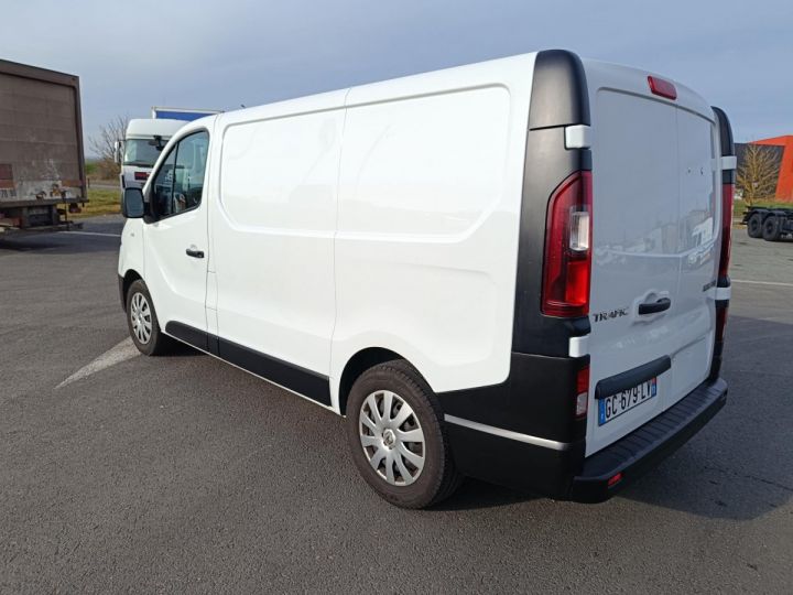 Utilitaire léger Renault Trafic Fourgon tolé 120dci L1H1 BLANC - 3