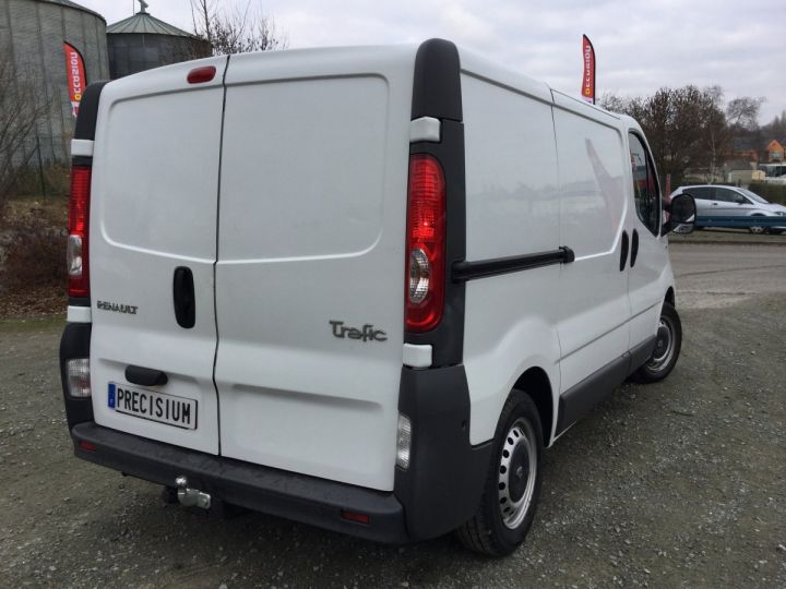 Utilitaire léger Renault Trafic Fourgon tolé L1H1 Blanc - 4