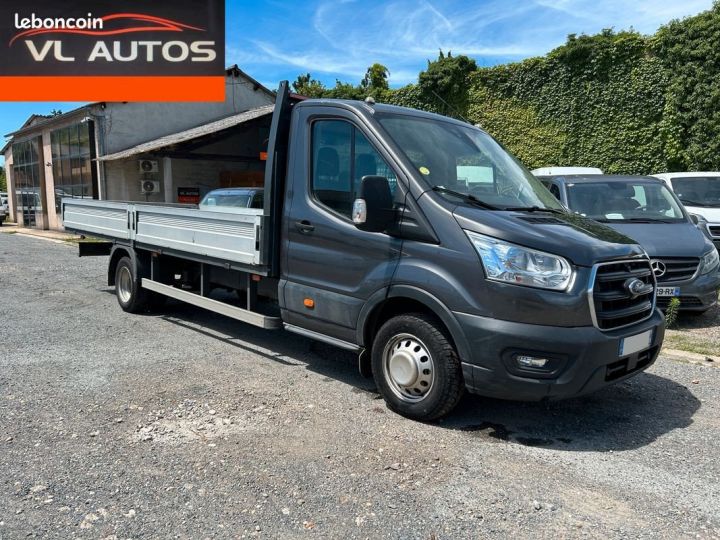 Utilitaire léger Ford Transit Plateau Plateau Long 2.0 TDCI 130 cv Année 2020 Pour Marchand ou Export Gris - 1