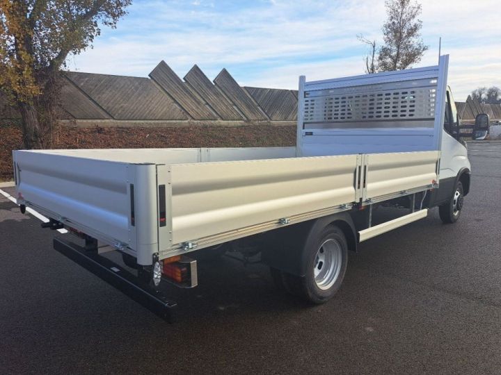 Utilitaire léger Iveco Daily Plateau 35C16 PLATEAU 4M 47900E HT Blanc - 2