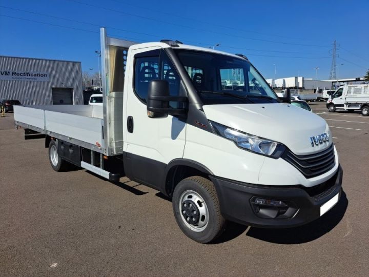 Utilitaire léger Iveco Daily Plateau 35C16 PLATEAU 5M 48900E HT Blanc - 1