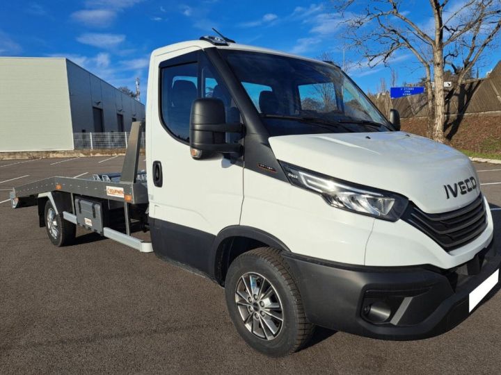 Utilitaire léger Iveco Daily Plateau 35S18 PLATEAU FIXE 52990E HT Blanc - 1