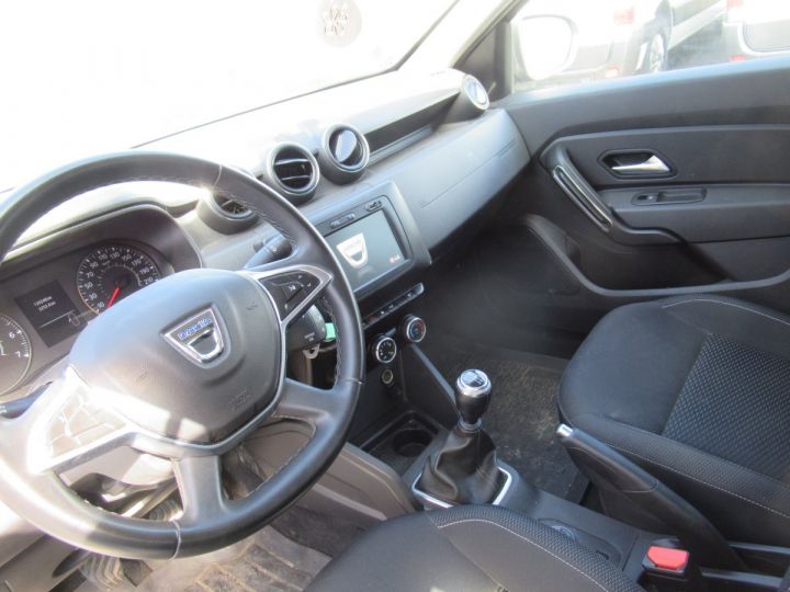 Vehiculo comercial Dacia Duster 4 x 4 DCI 115 4X4 SOCIETE 2 PLACES  - 5