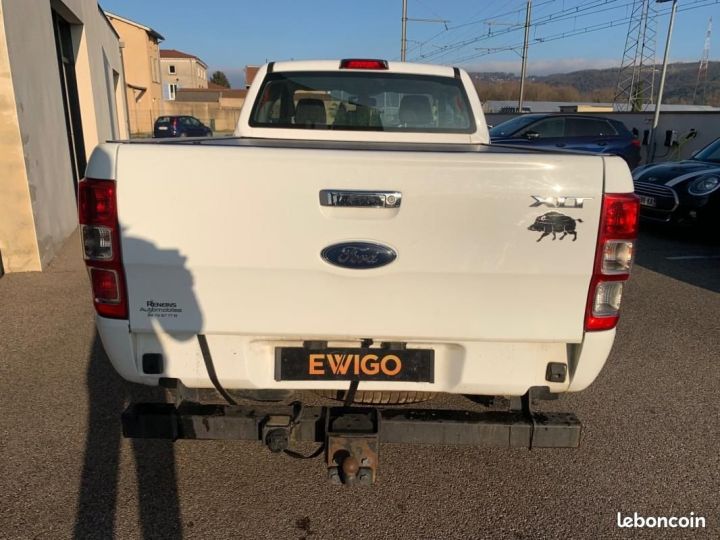 Vehiculo comercial Ford Ranger 4 x 4 SUPER CABINE 2.2 TDCI 160CH XLT 4X4 Blanc - 9