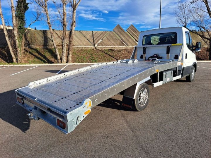 Vehiculo comercial Iveco Daily Caja abierta 35S18 PLATEAU FIXE Blanc - 2