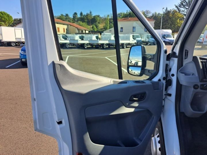 Vehiculo comercial Ford Transit Chasis cabina CHASSIS CABINE P350 L4 2.0 TDCI 170 TREND CAISSE HAYON Blanc - 20