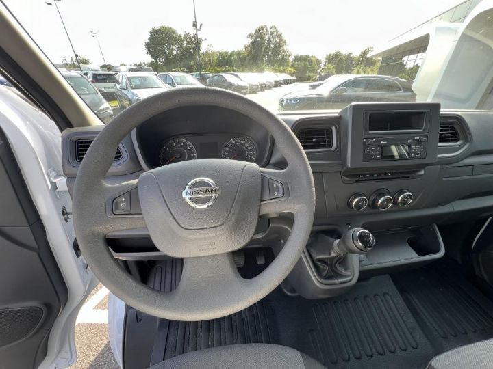 Vehiculo comercial Nissan Interstar Chasis cabina CHASSIS CABINE CHC L3H1 3T5 2.3 DCI 165 EUVI S/S PROPULSION RJ ACENTA Blanc - 9